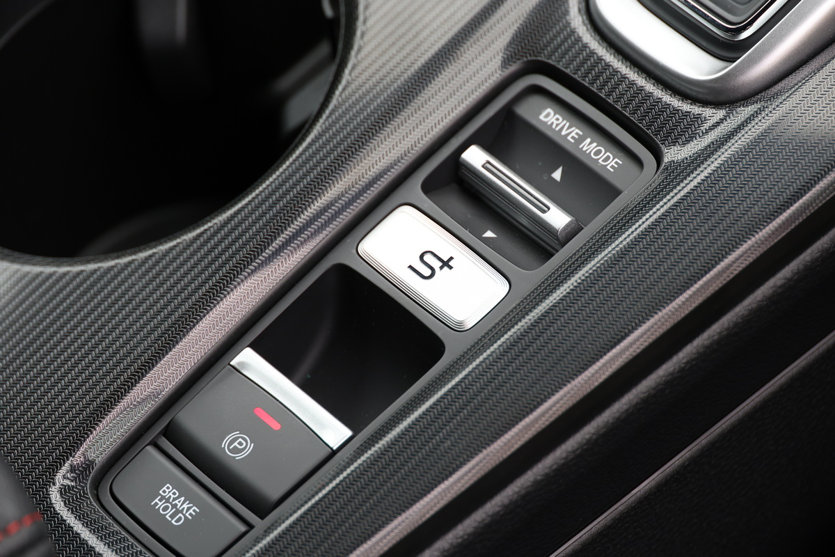 プレリュードに続き、『ホンダS+シフト』を採用。