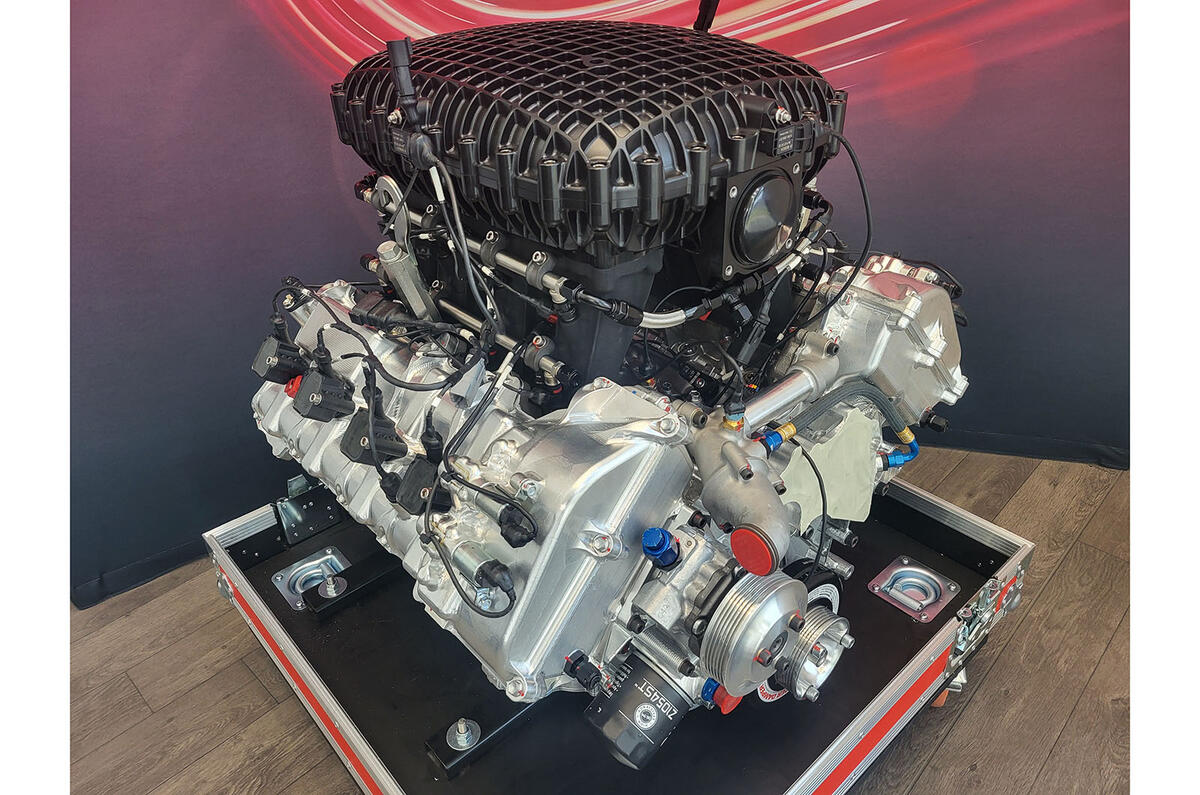 スウィンドン・パワートレイン社が開発したV8エンジン