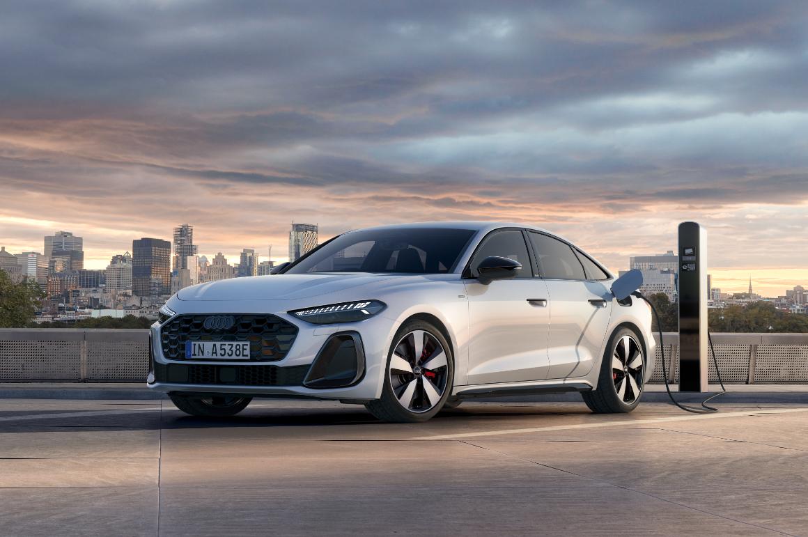 アウディA5 TFSI イー・ハイブリッド・クワトロSライン