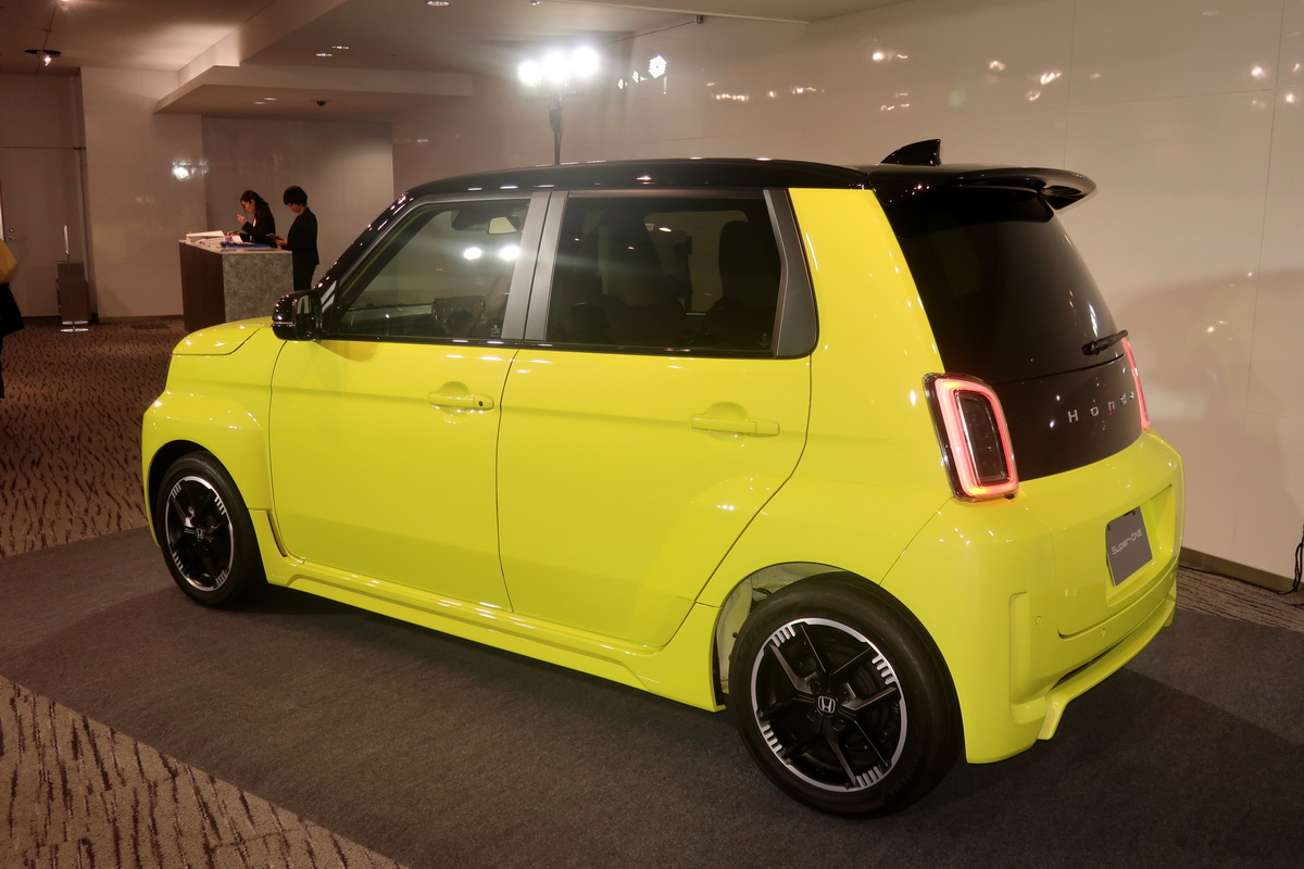 既に7000台以上の先行予約があったスーパーワンが、EVの新しい価値を提供する。