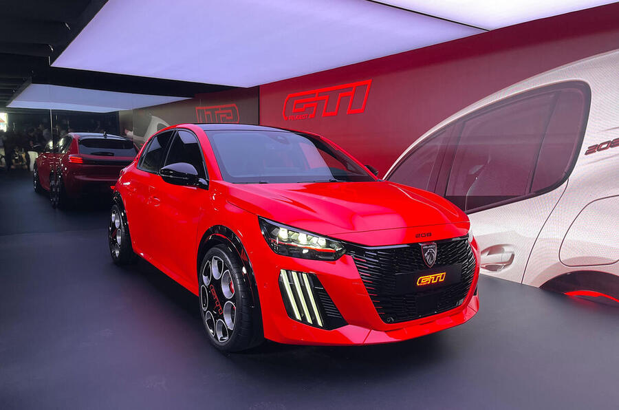 プジョーe-208 GTi