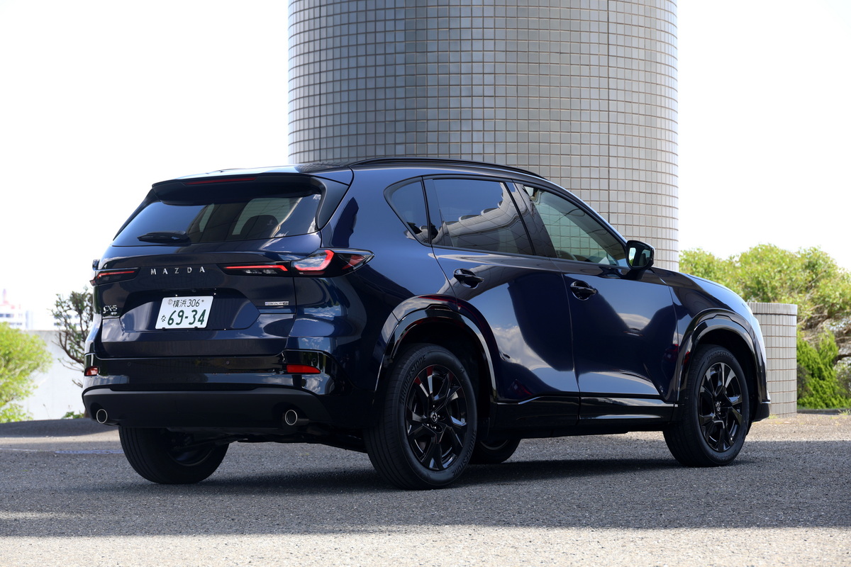 新型3代目『マツダCX-5』に異変あり 新しい動的質感の方向性は「らしく