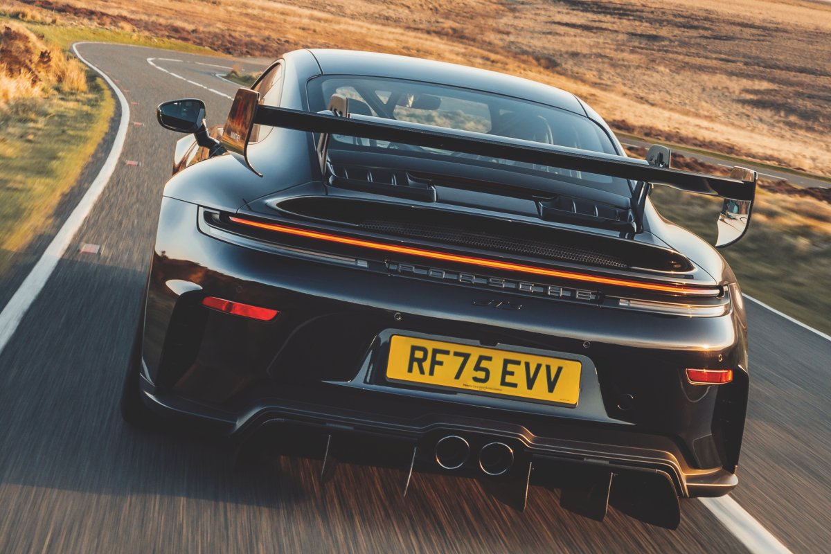 ポルシェ911 GT3 MR マンタイ・キット付き(英国仕様)