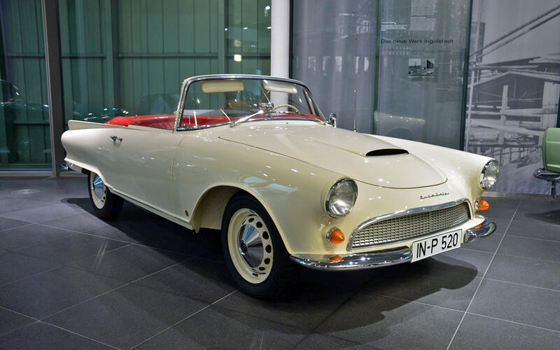 アウトウニオン1000 SPコンバーチブル(1961年)*写真は1965年モデル