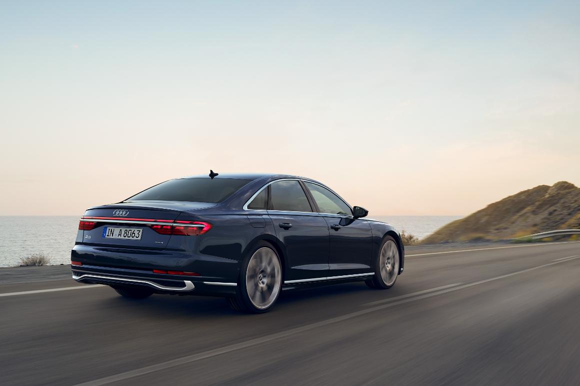 アウディA8に88台の限定車『A8ファイナルエディション』が登場。