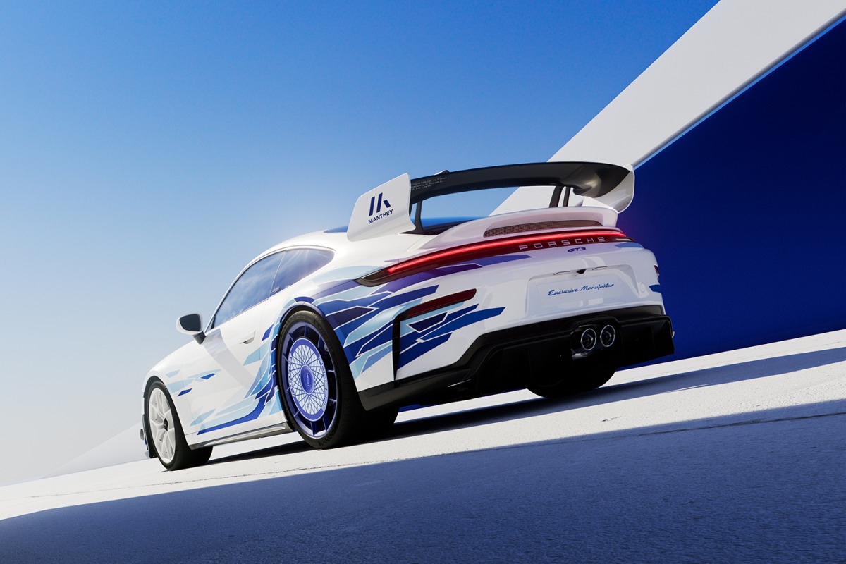 ポルシェジャパン30周年記念 日本限定30台の『ポルシェ911 GT3