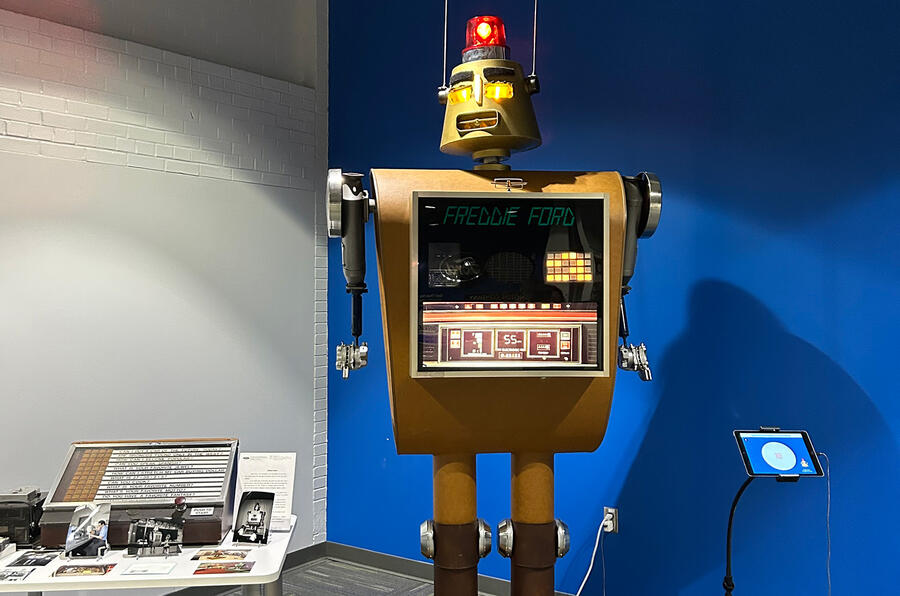 1960年代のヒューマノイドロボット、フレディ・フォード