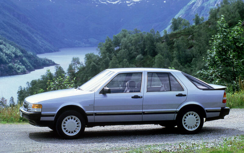 サーブ9000（1984年）