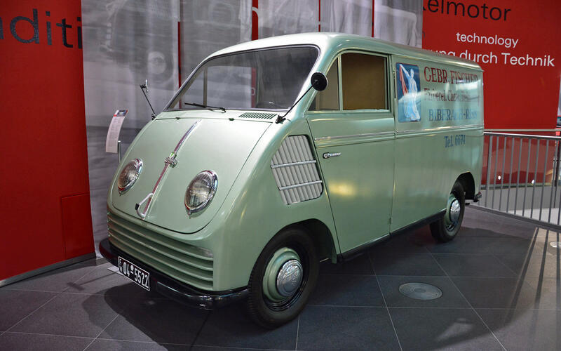 DKW F 89 L(1949年)*写真は1950年モデル