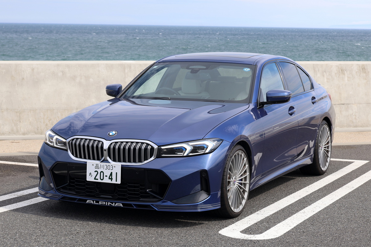 取材車はニコル・オートモビルズからお借りした、『BMWアルピナD3S』。