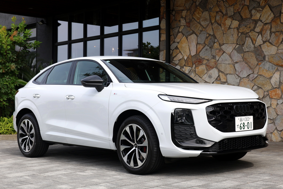 アウディのコンパクトSUV、『Q3』がフルモデルチェンジされ、第3世代へと進化。