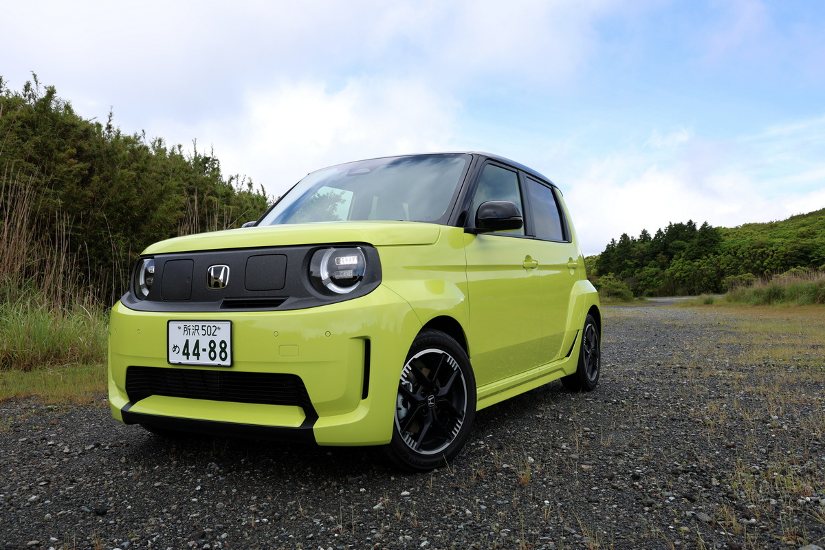 6月初旬の取材時点で、実に約1万1000台を受注したという『ホンダ・スーパーワン』。