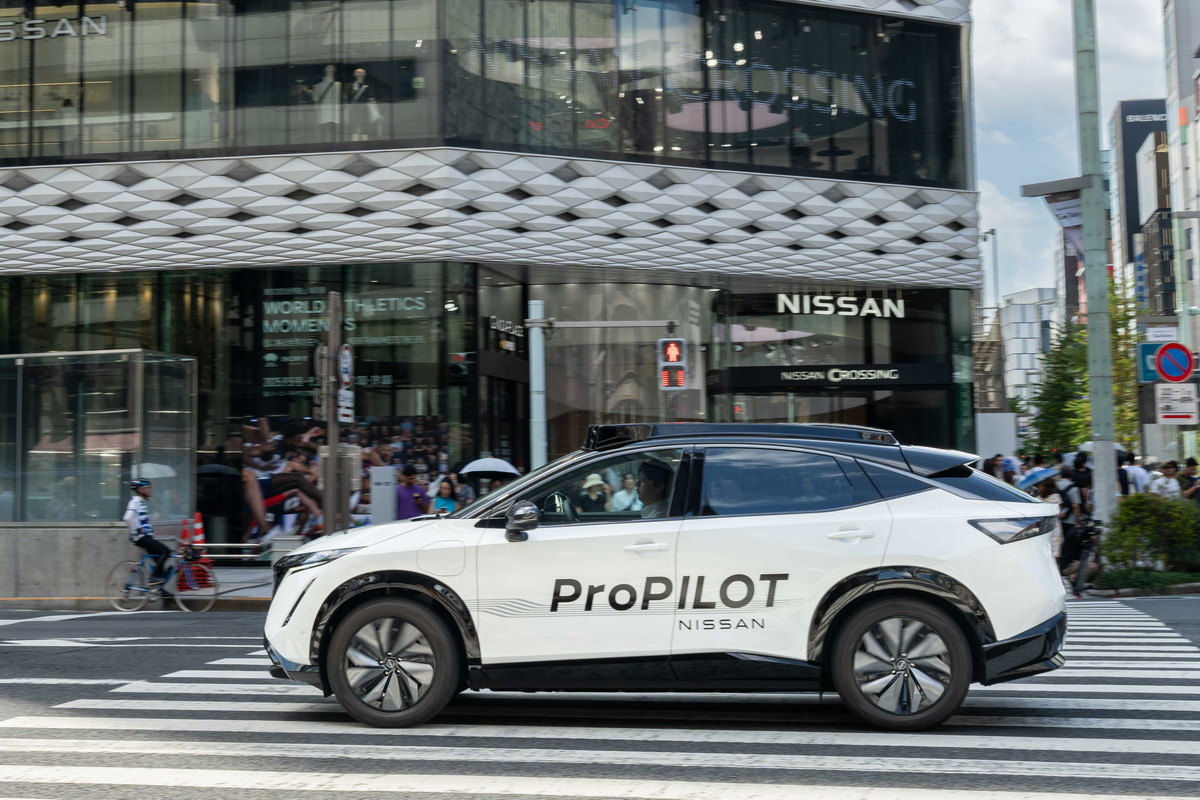 日産は次世代AIディファインドビークル実現に向け、開発を行っている。