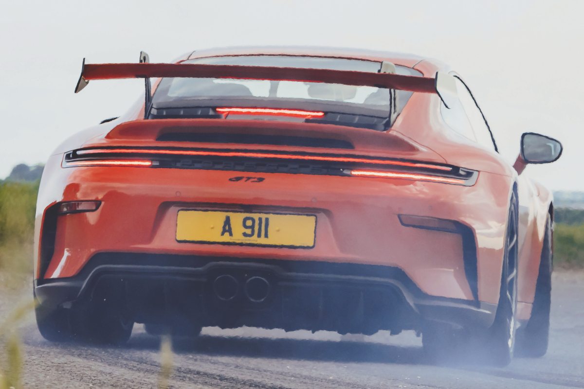 ポルシェ911 GT3ツーリング(英国仕様)