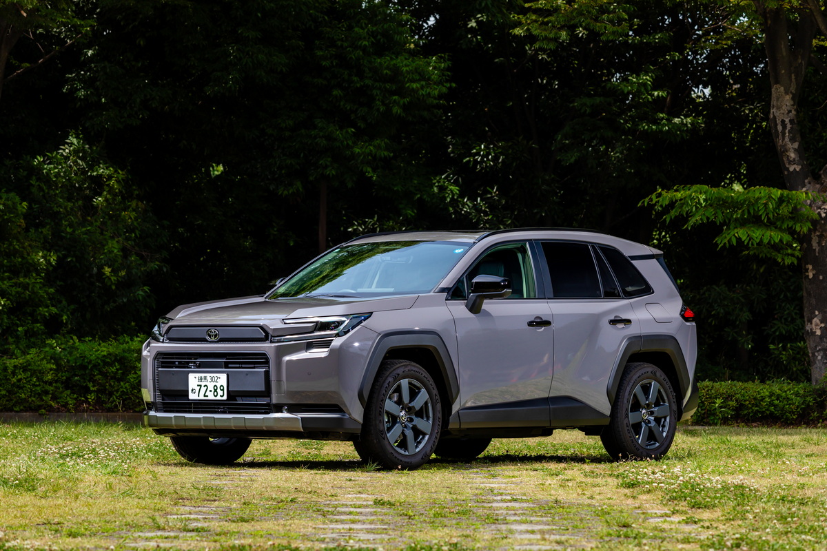 トヨタRAV4アドベンチャー