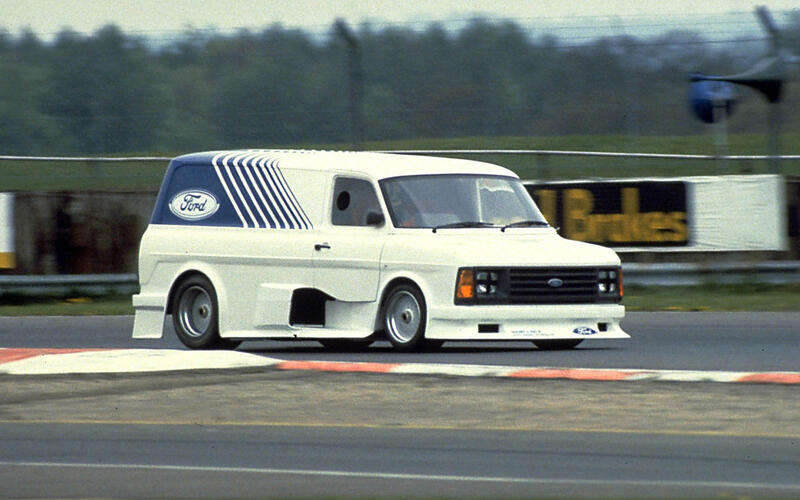 フォード・スーパーバン2（1984年）
