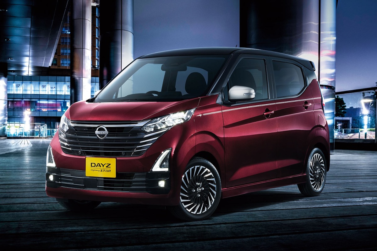 日産デイズ・ハイウェイスター・アーバンクロム
