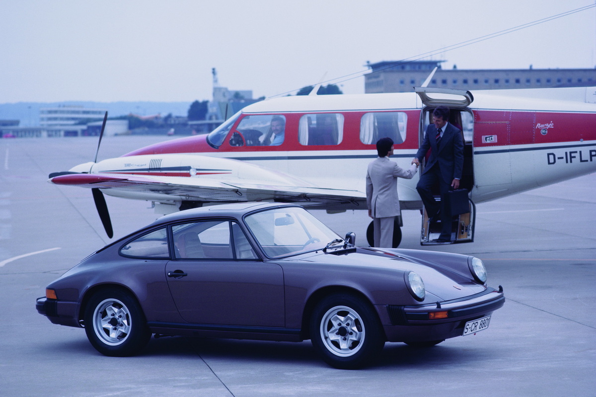 1976年ポルシェ911カレラ3.0