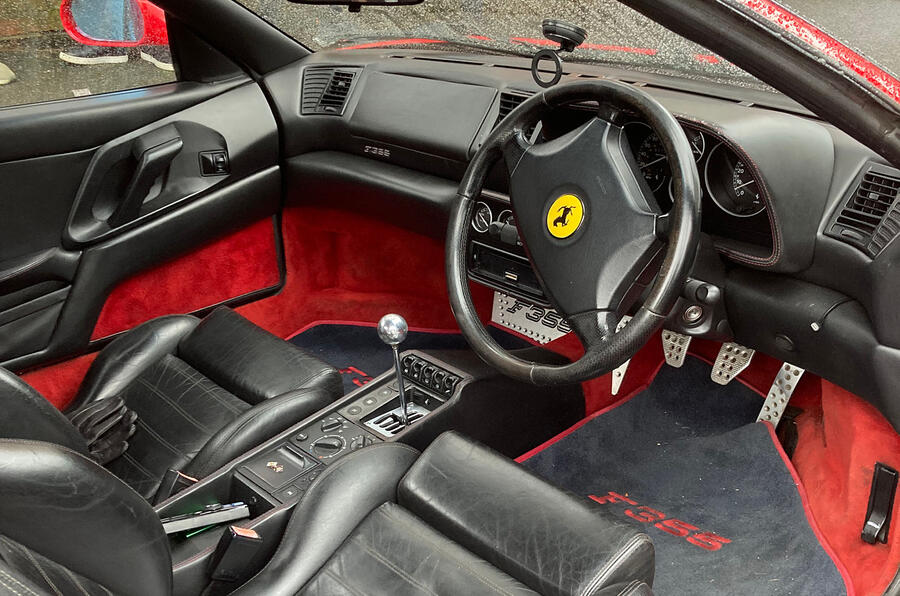 ラジ・サンガさんのフェラーリF355 GTS