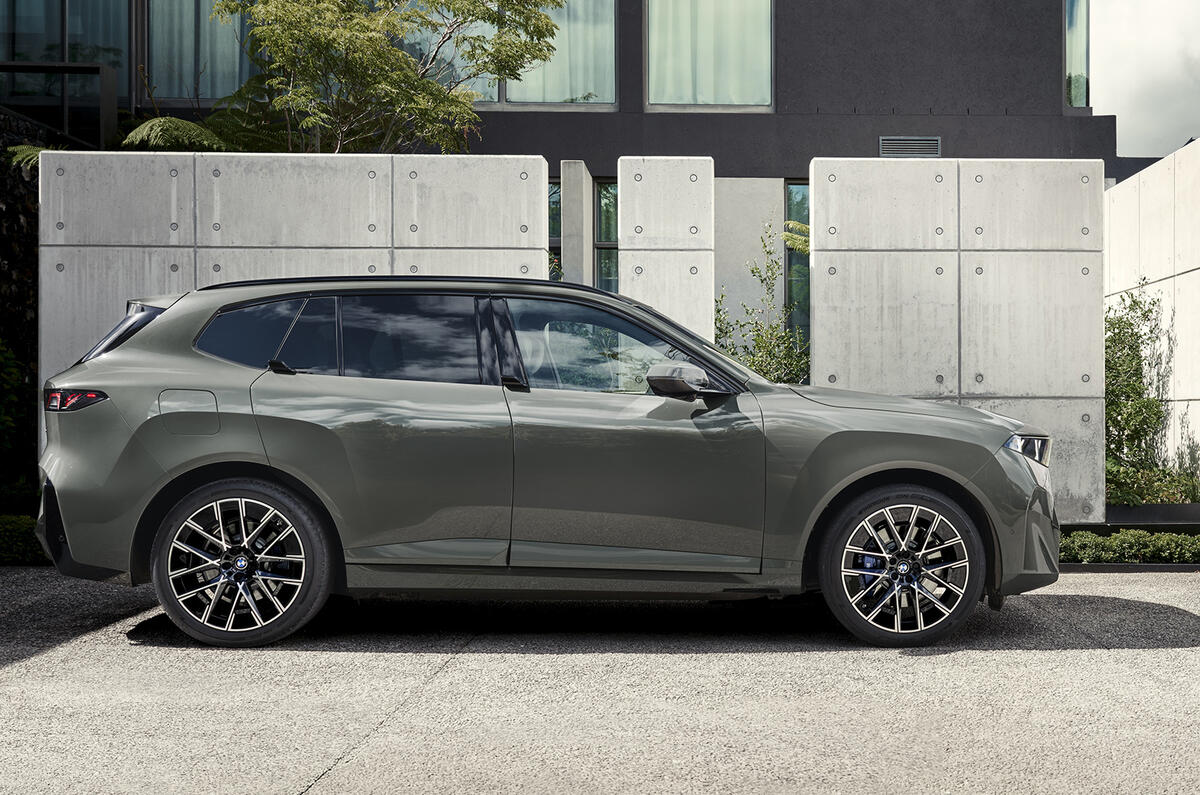 新型 BMW iX5(欧州仕様)
