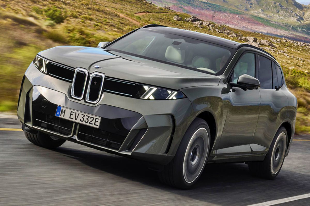 新型 BMW iX5(欧州仕様)