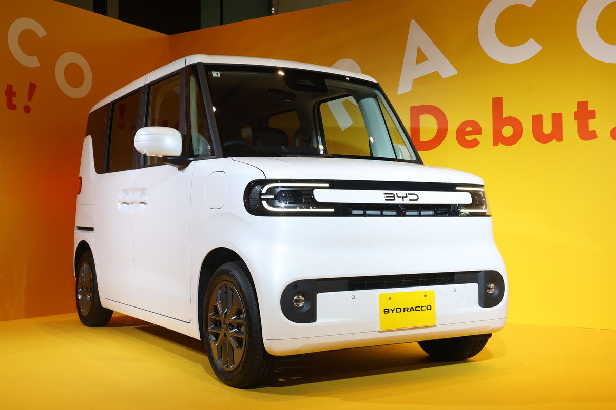7月28日、BYDが初の軽自動車としてEV『ラッコ』を発売。