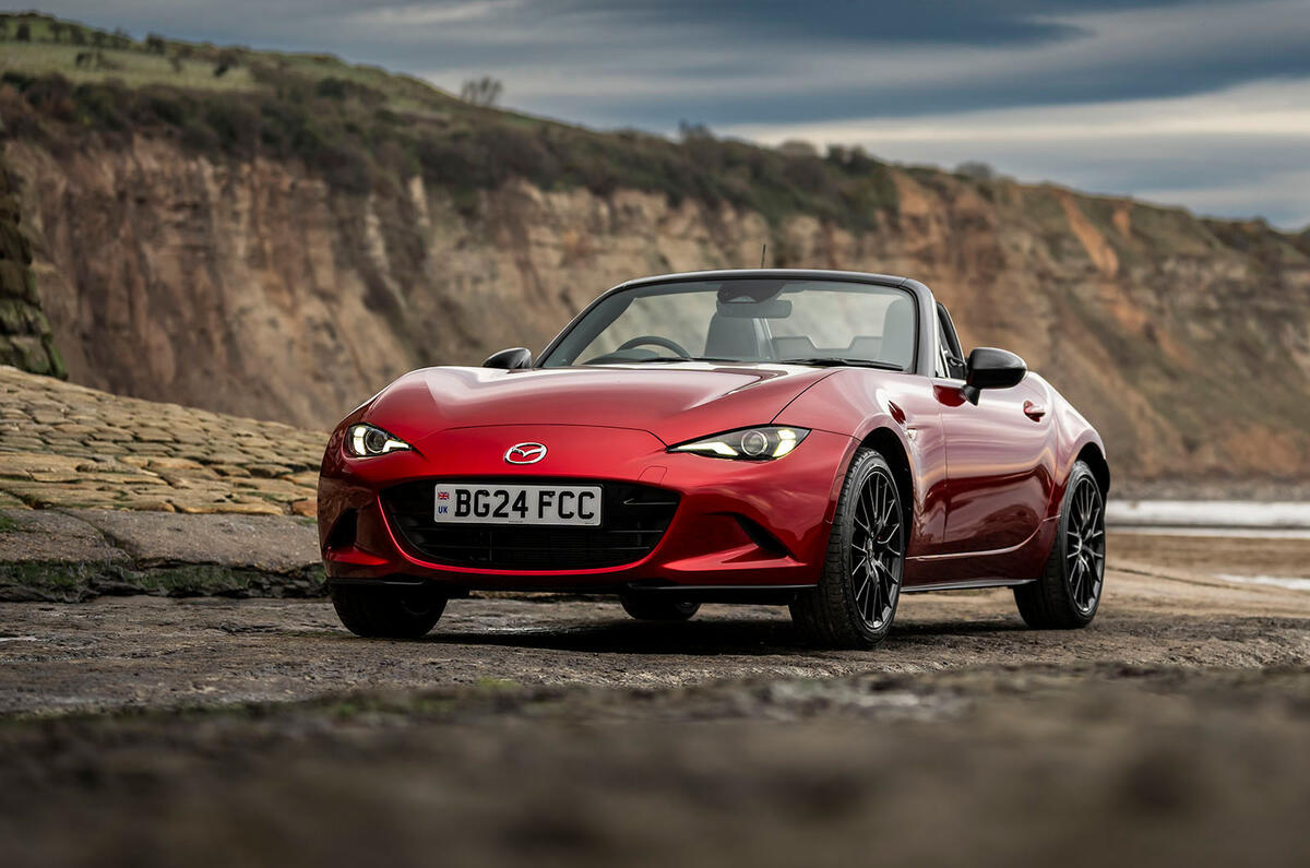 3. マツダMX-5(日本名:ロードスター)