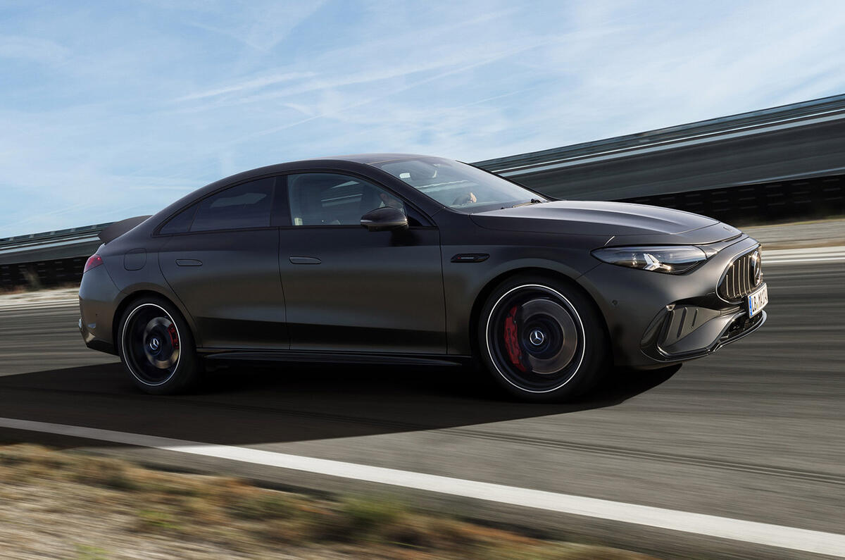 メルセデスAMG CLA 45