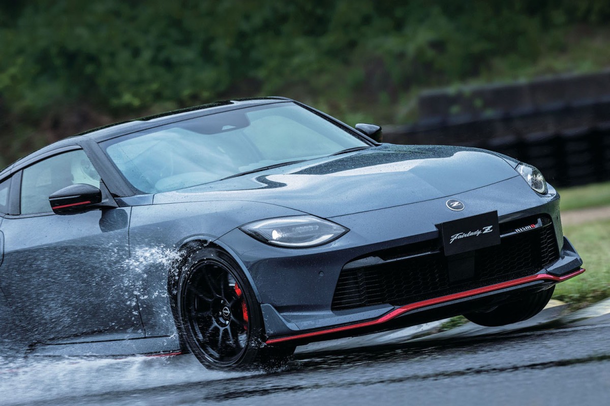 日産フェアレディZニスモ(ニスモ・ステルスグレー/スーパブラック・2トーン)