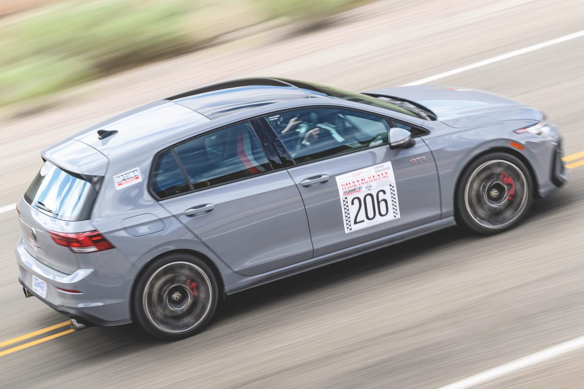 ネバダ・オープンロード・チャレンジへ挑むフォルクスワーゲン・ゴルフ GTI
