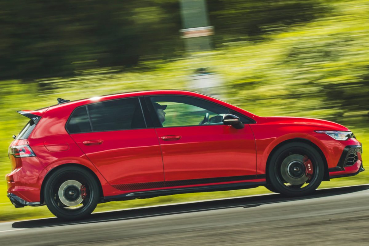 フォルクスワーゲン・ゴルフ GTI エディション50(英国仕様)