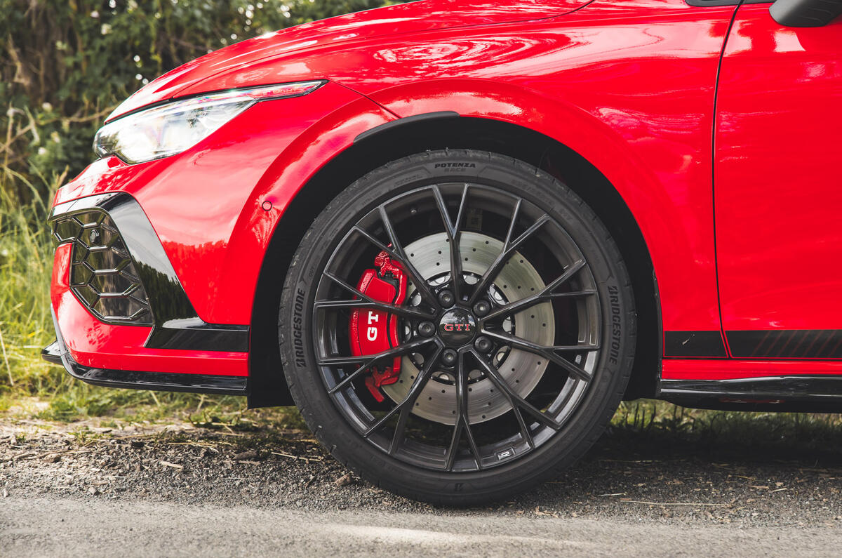 フォルクスワーゲン・ゴルフ GTI エディション50(英国仕様)