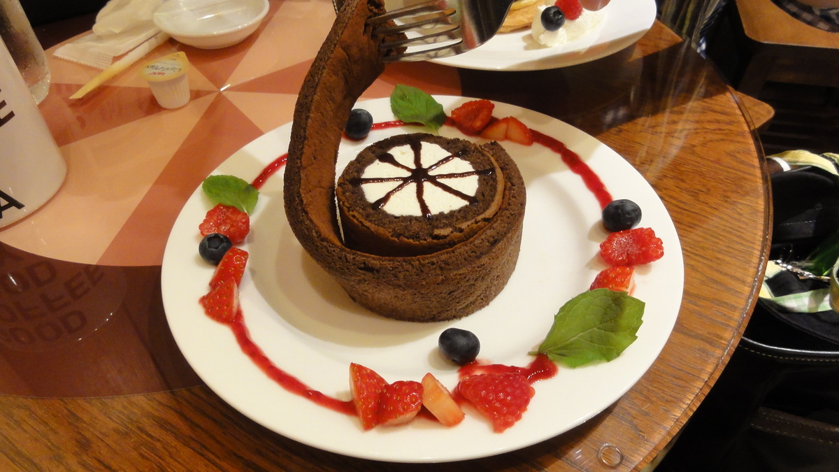BSタイヤカフェにて、リトレッドされるケーキ。