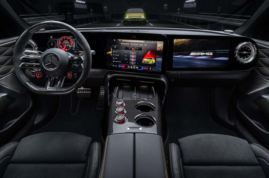 新型メルセデスAMG GT 4ドア・クーペ