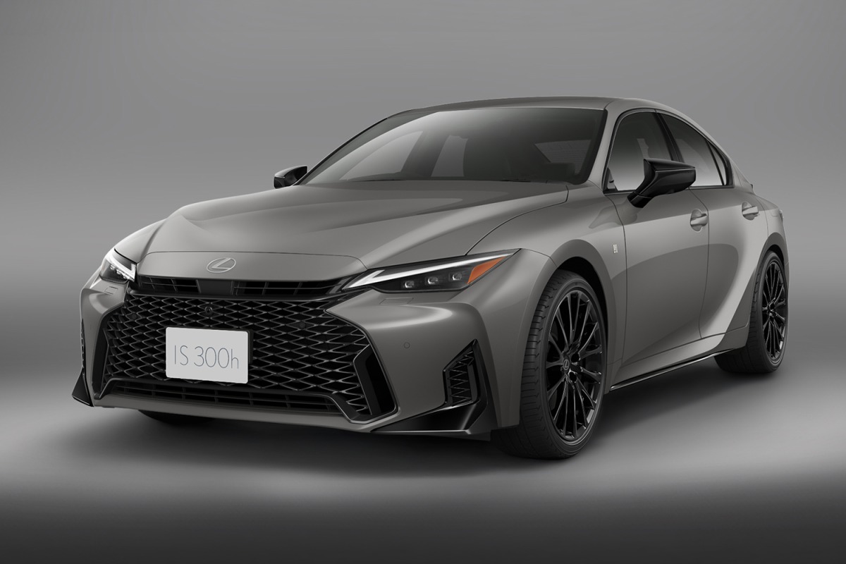 特別仕様車『レクサスIS300h Fスポーツ・モードブラックVI』。