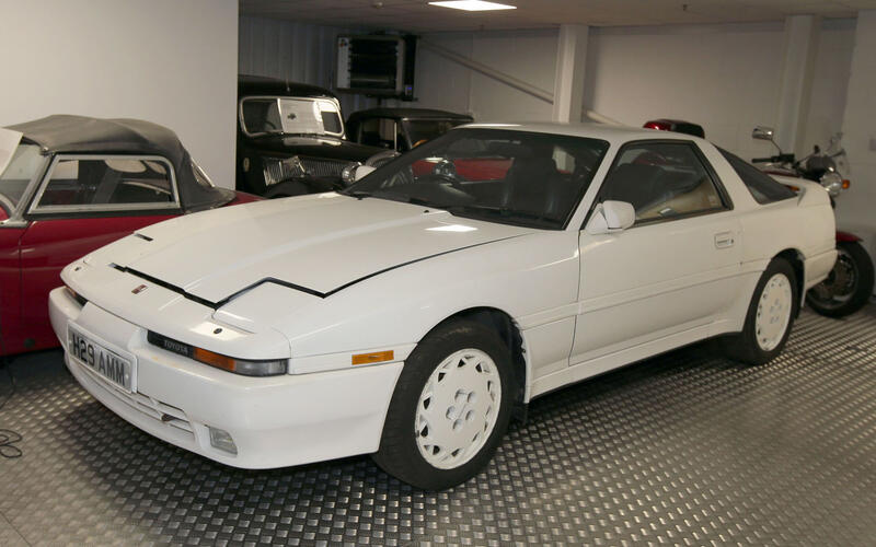 トヨタ・スープラ