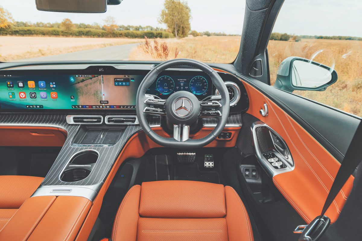 メルセデス・ベンツ GLC 400 4マティック・エレクトリック(英国仕様)