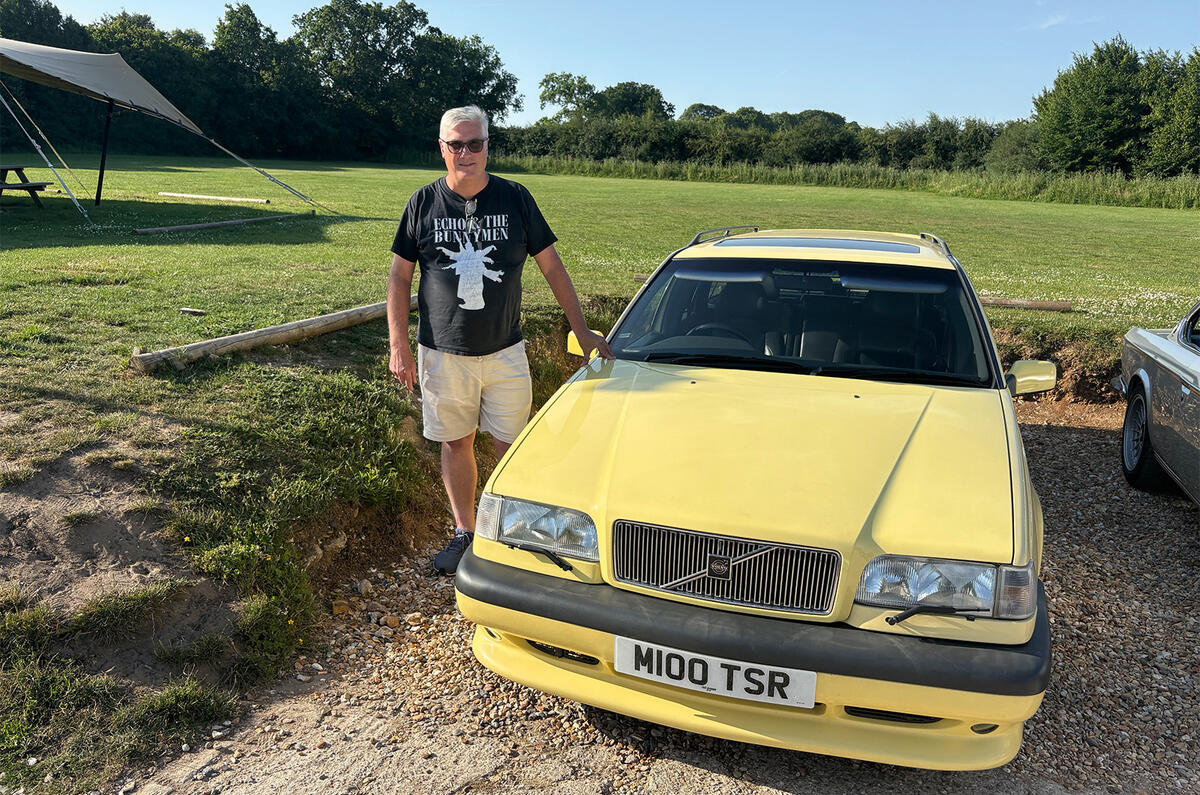 ニール・コッティさんのボルボ850 T-5R
