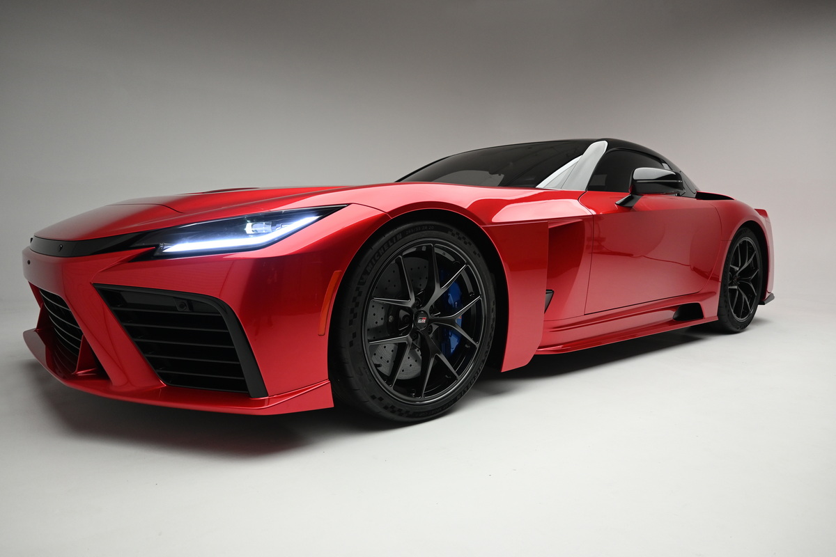 2027年に量産される予定の『GR GT』。写真はそのプロトタイプ。