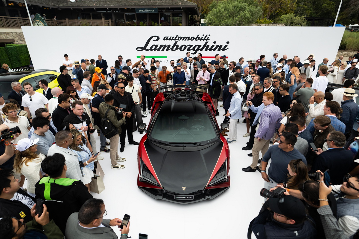 ミウラSVからレヴエルトSVまで、ドライビングの歓びとパフォーマンスの限界を再定義し続ける。