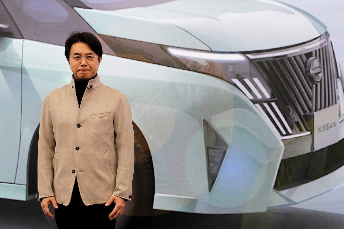 日産グローバルデザイン本部第二プロダクトデザイン部プログラム・デザイン・ダイレクターの入江慎一郎さん。