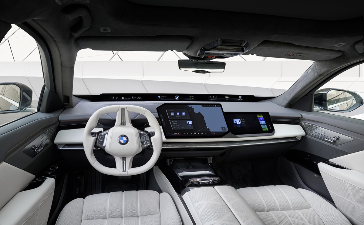 新型BMW 7シリーズ（一部改良モデル）。
