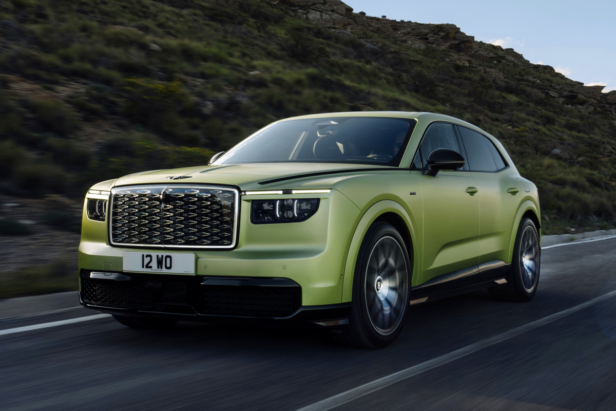 9月26日にロンドンで発表されたベントレー初のEV『トルカル』。