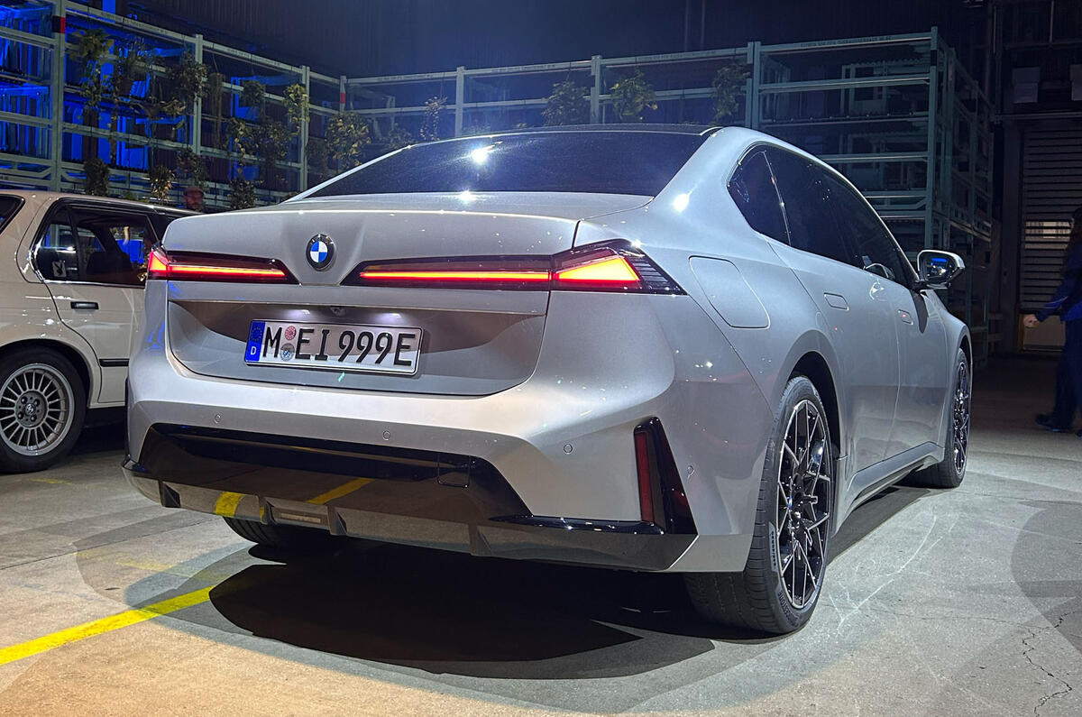 新型BMW 3シリーズ