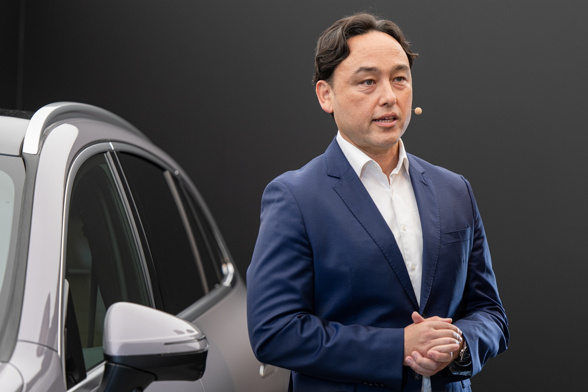 今後のモデル導入計画などを語る、ゲルティンガー剛社長兼CEO。