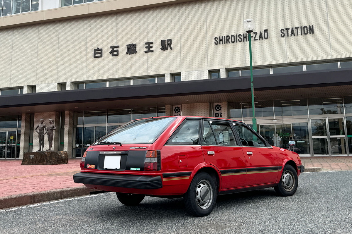 公私にわたり長距離ドライブに供されるサニーカリフォルニア。でもその際気になるのが「車内がちょっとウルサイこと」です。