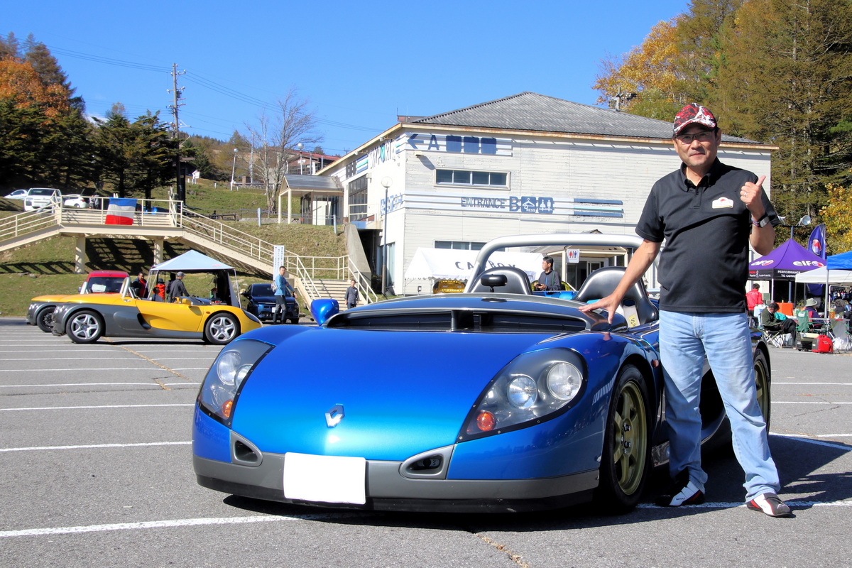 ルノー・スポール・スピダーを1996年に新車で購入した本多彰さん。